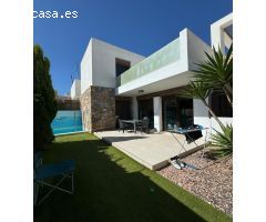 Villa en Venta en Orihuela Costa, Alicante