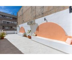 Casa reformada en el corazón de Torrevieja con orientación sur y a solo 650 metros del mar