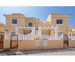 Atico en complejo residencial El Barranco en Los Dolses
