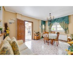 Chalet adosado en Cabo Roig