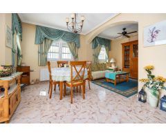 Chalet adosado en Cabo Roig