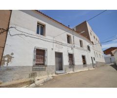 ¡Descubre tu hogar en el encantador pueblo de Oria, Almería!