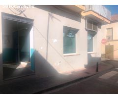 Local comercial en pleno centro de Alhendin