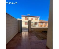 MAGNÍFICO CHALET ADOSADO A ESTRENAR EN TORO (ZAMORA)