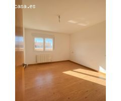 MAGNÍFICO CHALET ADOSADO A ESTRENAR EN TORO (ZAMORA)