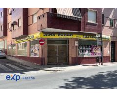 Local comercial en Venta en Linares de Villafurada, Jaén