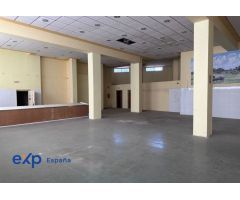 Local comercial en Venta en Linares de Villafurada, Jaén