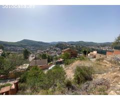 Terreno con vistas al pueblo de Vallirana