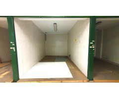 Local Comercial, zona Uribarri. Junto a las cintas elevadoras. Buen acceso . 174 m2