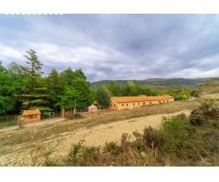 Balneario de Camarena de la Sierra en venta con 55.000 m2 de terreno