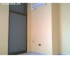PRECIOSO LOCAL EN LA ZONA CENTRO DE EL VENDRELL, CON UNOS 100M2 APROX