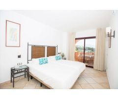 Apartamento cerca de la playa para inversiones,  Benahavis, España