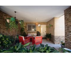 MAGNIFICA CASA A LA VENTA EN LOS CERROS DE MONTEQUINTO