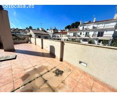 Edificio en Venta en Torremolinos, Málaga