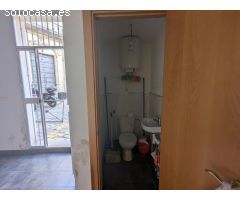 ALQUILER LOCAL COMERCIAL EN CENTRO DE GRANADA