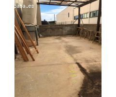 OPORTUNIDAD, SE VENDE NAVE INDUSTRIAL EN RODA DE BERA