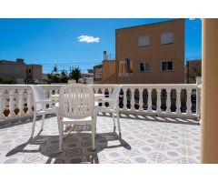 EN VENTA APARTAMENTO JUNTO  PLAYA DEL CARGADOR (CENTRO)