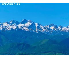 Venta de dos parcelas urbana y rústica con las mejores vistas a Picos de Europa