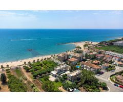 Villa de Lujo en Segunda Línea de Mar, Costa Dorada ????