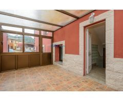 ¡Oportunidad Única! Magnífica Casa de 3 Plantas en Olloniego, a 5 Minutos de Oviedo