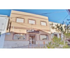 ¡Oportunidad de Inversión! Hostal en Venta en Uleila del Campo, Almería
