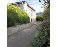 Palacio Medieval en Venta: Ideal para Vivir e Invertir