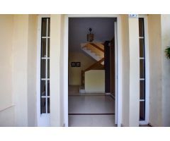Chalet adosado en Av. Virgen del Puig