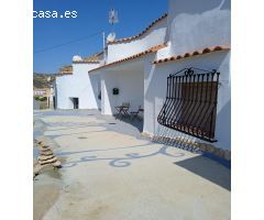 casa cueva ecológica en Gorafe