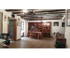 Tu hogar en Ancín: Espacio, tranquilidad y comodidad para toda la familia