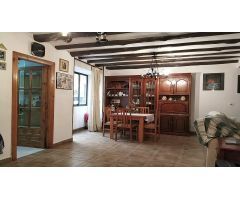 Tu hogar en Ancín: Espacio, tranquilidad y comodidad para toda la familia