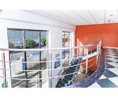 Venta de Inmejorable Nave Industrial en el sector 20 de Almeria