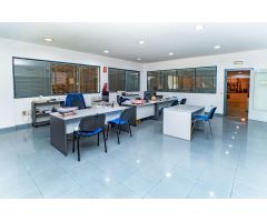 Venta de Inmejorable Nave Industrial en el sector 20 de Almeria
