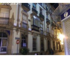 Gran piso en edificio histórico