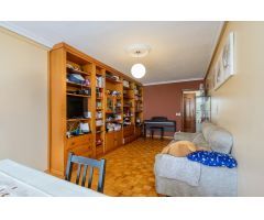 Piso de 115m² al Lado del HUCA, con Parking, Garaje y Trastero