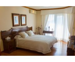 QUE TU VIVIENDA SEA TU MAYOR REFUGIO. CHALET DE LUJO EN URBANIZACIÓN PRIVILEGIADA