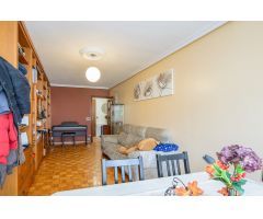 Piso de 115m² al Lado del HUCA, con Parking, Garaje y Trastero