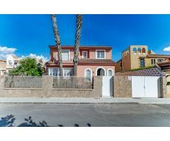 Chalet en Nueva Almería