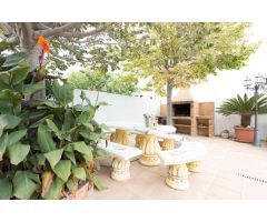 Preciosa casa con Piscina y licencia turística
