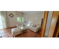 Chalet Adosado con Buhardilla y Garaje Bodega