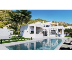 Impresionante Villa en El Higuerón con Vistas Panorámicas al Mediterráneo