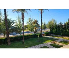 Apartamento 2 habitaciones y estudio independiente en LAmpolla