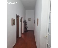 ESPECTACULAR CASA UNIFAMILIAR