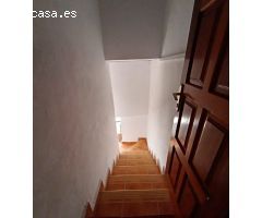 ESPECTACULAR CASA UNIFAMILIAR