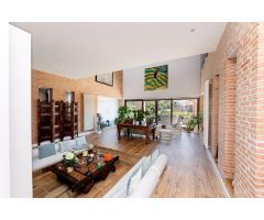 Exclusiva Casa en Molino de la Hoz, Las Rozas: Tu Refugio de Lujo en la Naturaleza