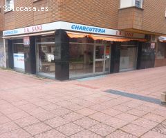 Local en venta de dos plantas en esquina