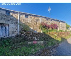 Se vende casa de pueblo en Irixoa