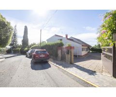 Chalet en Venta en Tomares, Sevilla