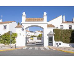 MAGNÍFICA CASA EN URBANIZACIÓN ALJAMAR (MANZANA III) - TOMARES