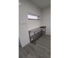 Bar reformado + local comercial en Lora del Rio zona céntrica  ¡Listo para arrancar tu negocio!