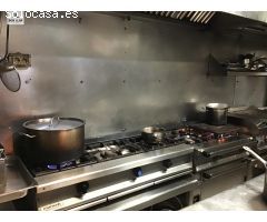EXCELENTE RESTAURANTE CON TERRAZA EN CANOVAS